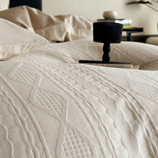 Calen Bedding Set