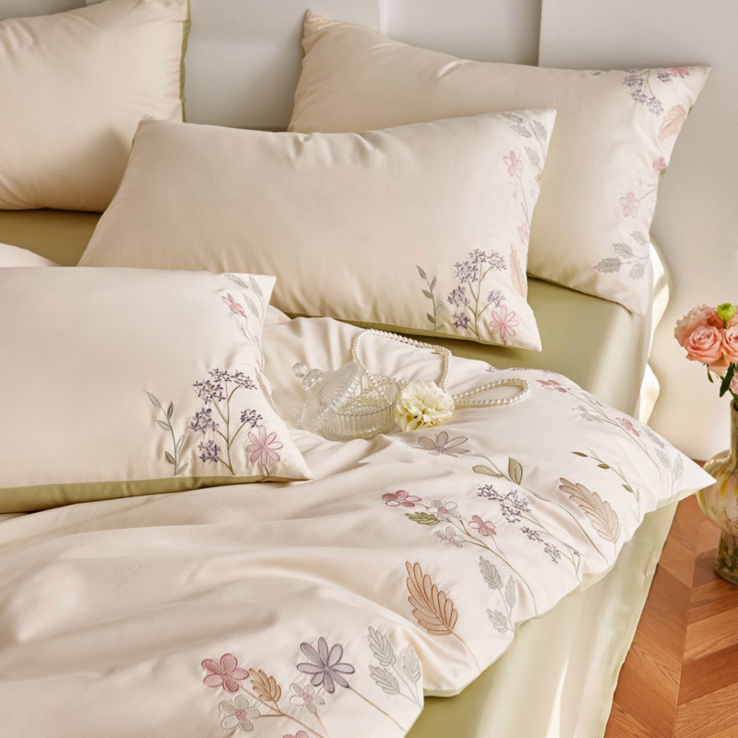 Velune Bedding Set
