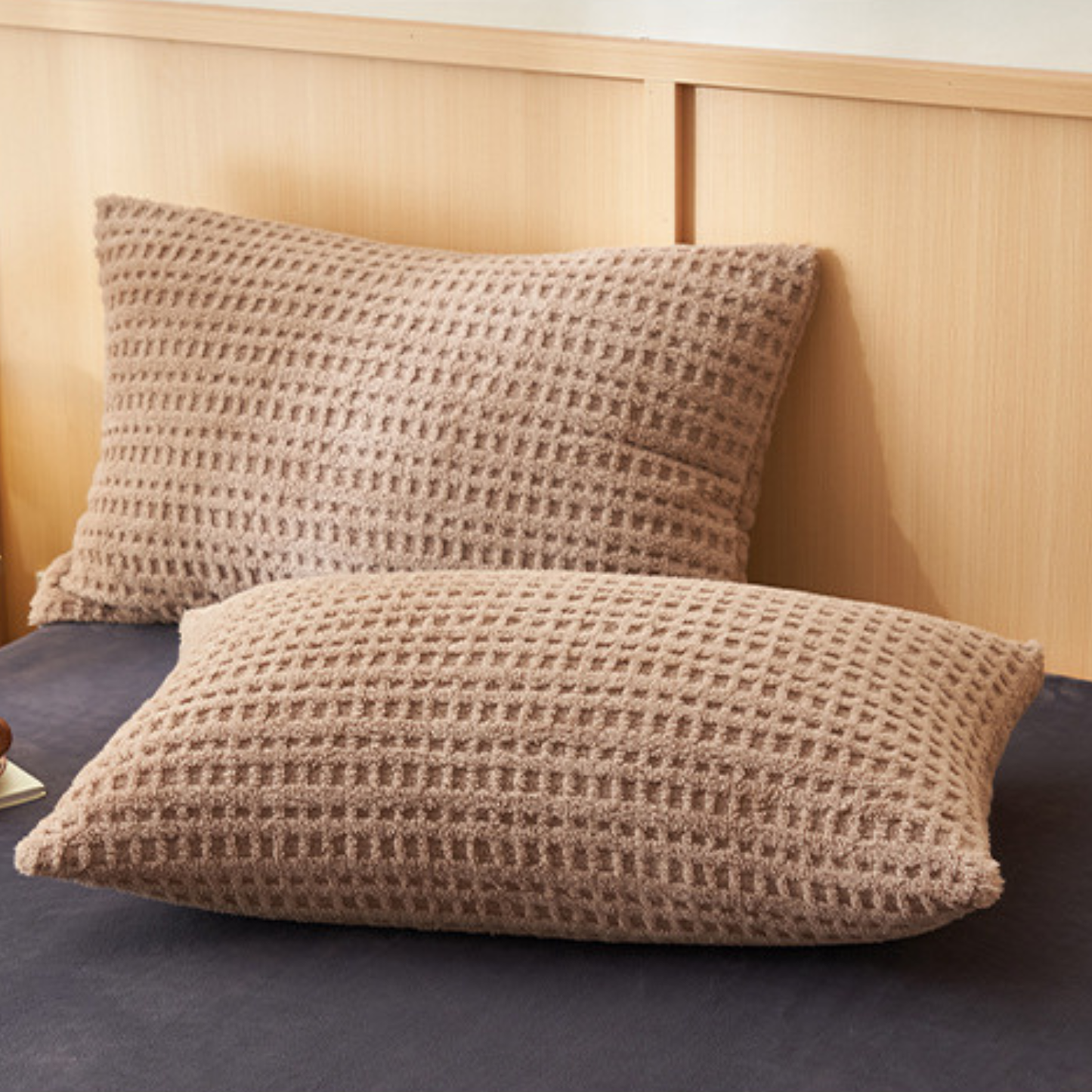 Avelune Bedding Set