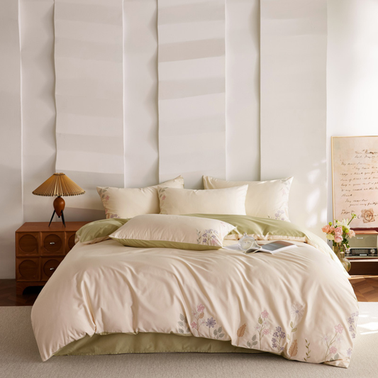 Velune Bedding Set