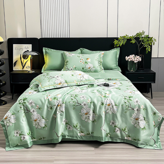 Kaelis Bedding Set