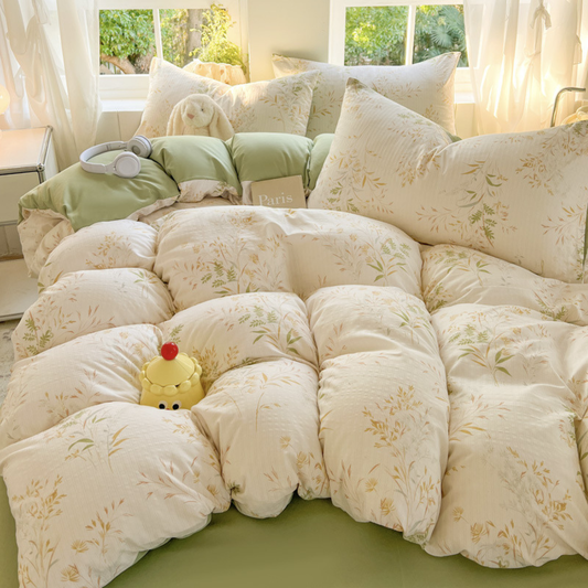 Caelle Bedding Set
