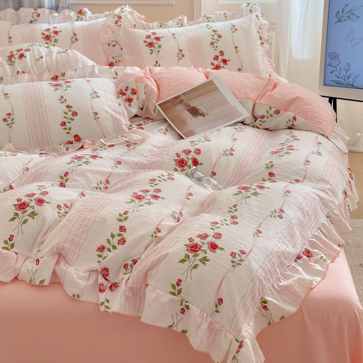 Lioren Bedding Set