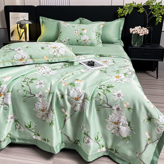 Kaelis Bedding Set