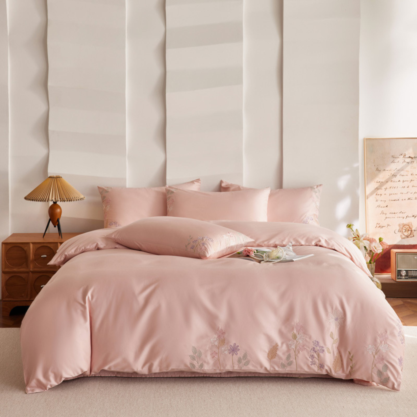 Velune Bedding Set