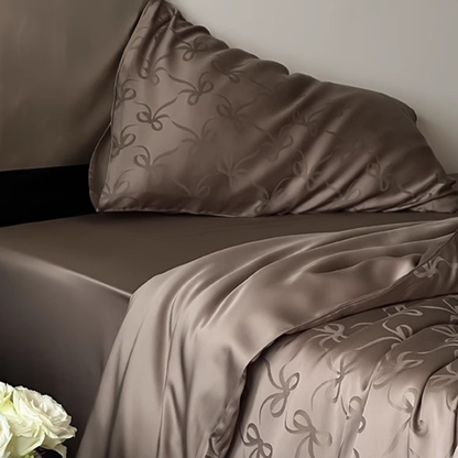 Lustré Bedding Set