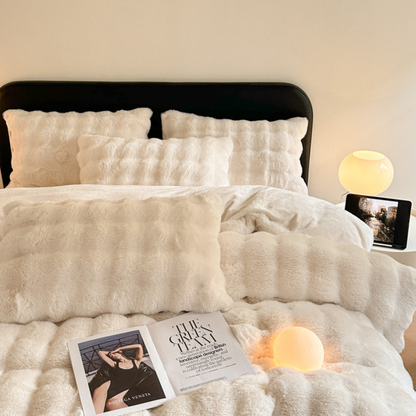 Cloudveil Bedding Set