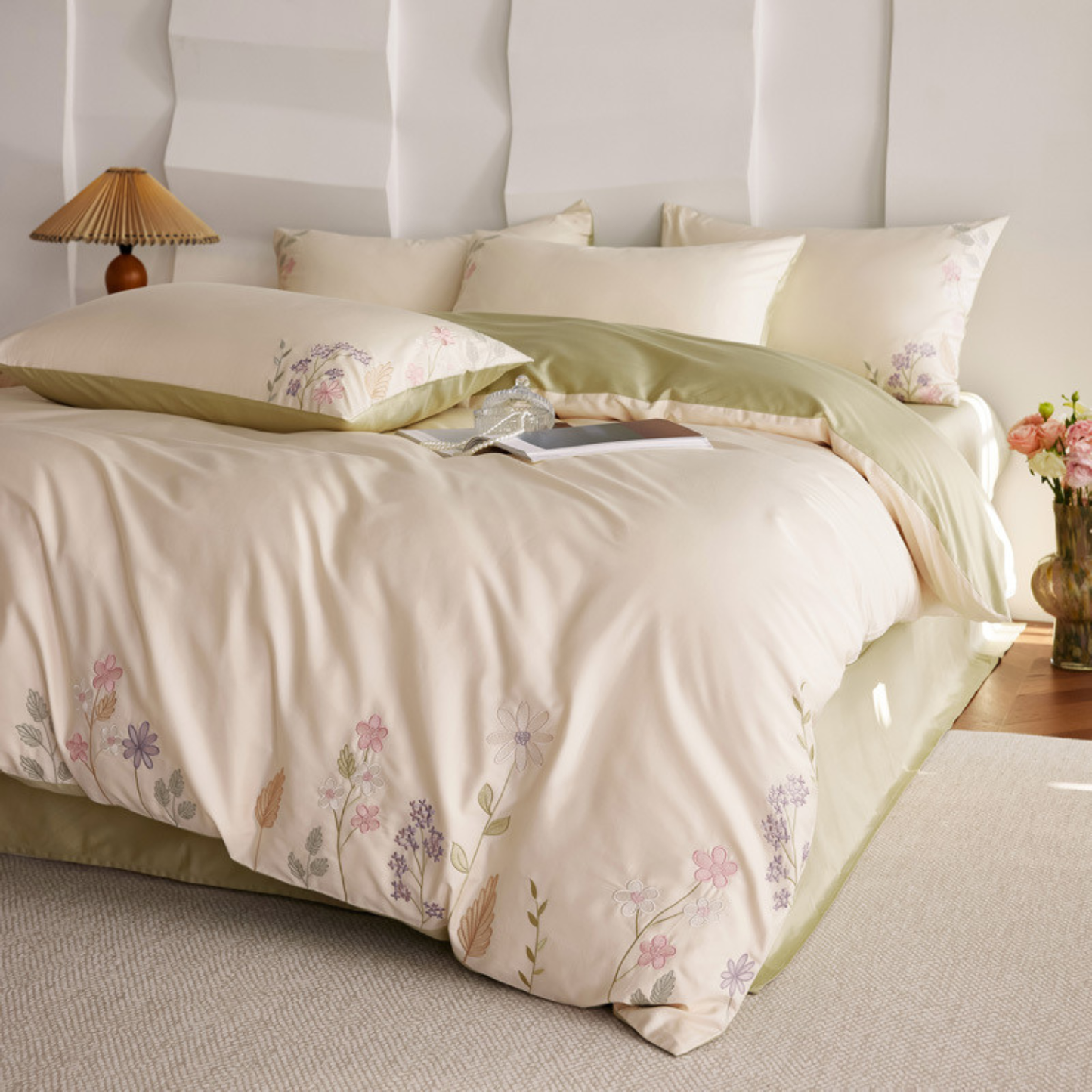 Velune Bedding Set