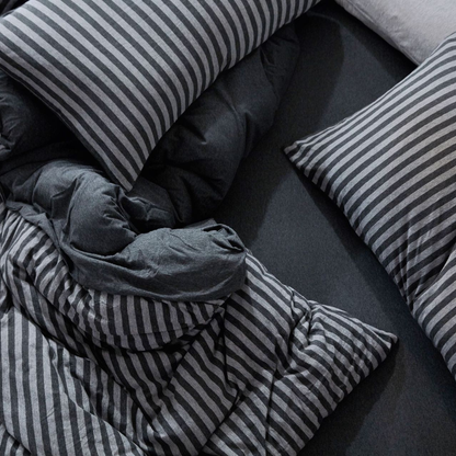Noctura Bedding Set