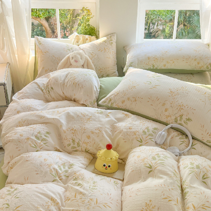 Caelle Bedding Set