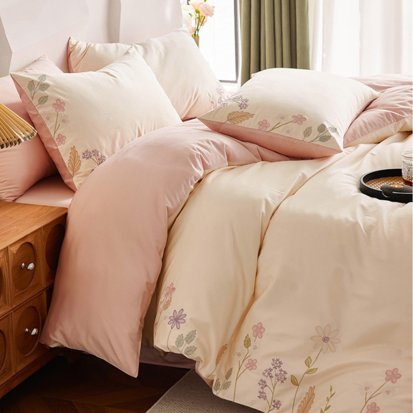 Velune Bedding Set