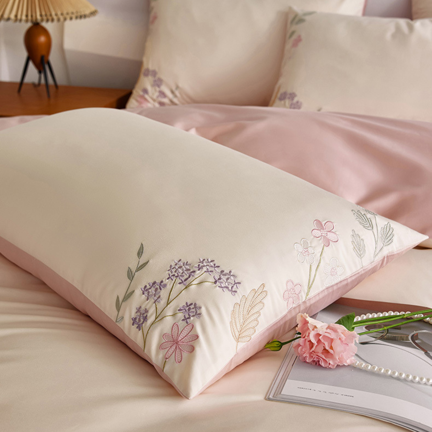 Velune Bedding Set
