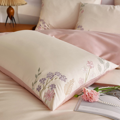 Velune Bedding Set