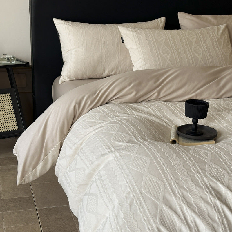 Calen Bedding Set
