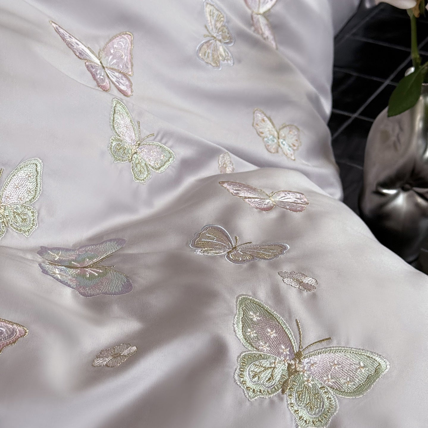 Mirel Bedding Set