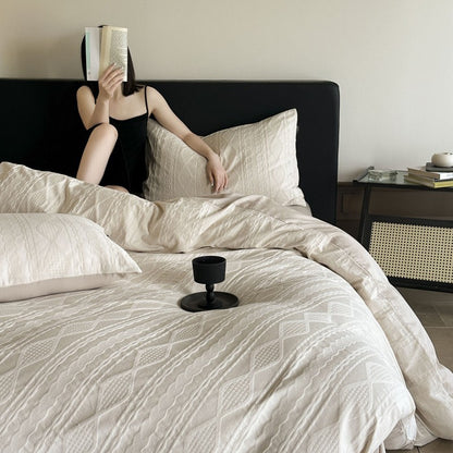Calen Bedding Set