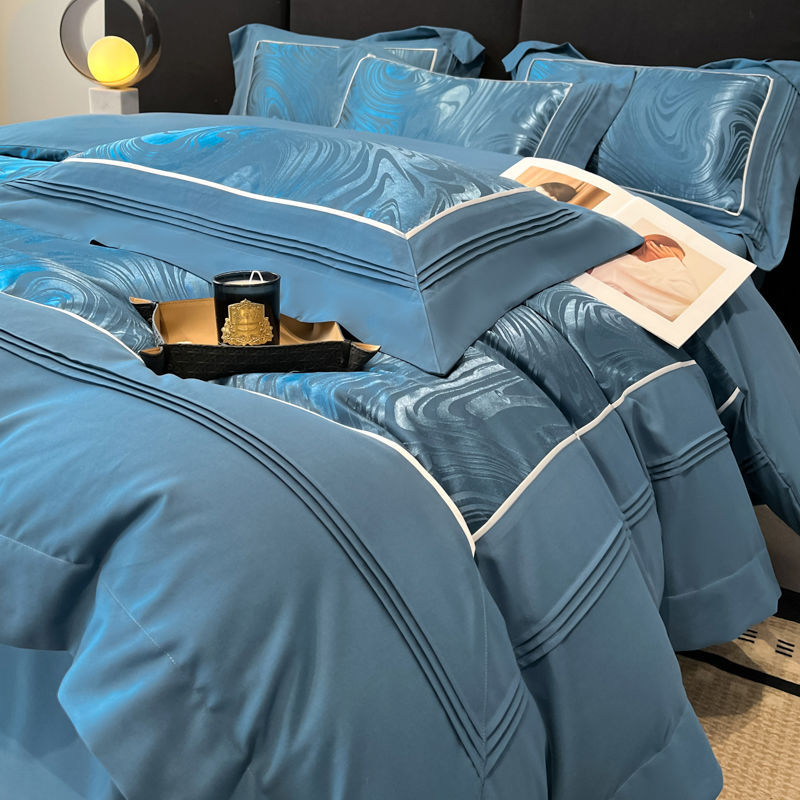 Viona Bedding Set