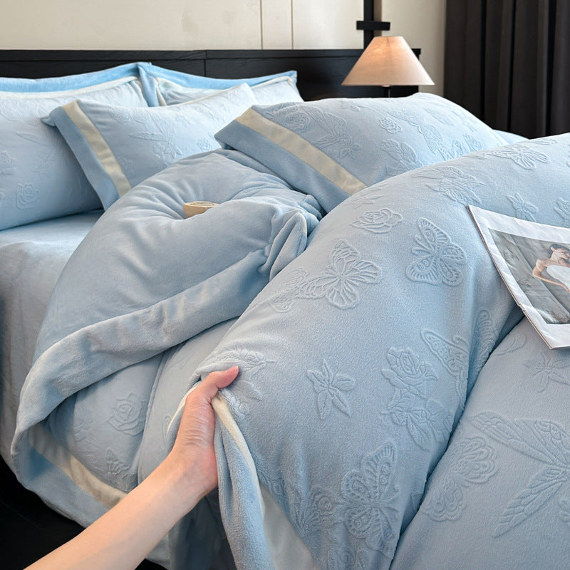 Helyn Bedding Set