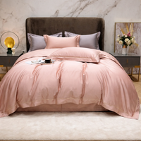 Novea Bedding Set